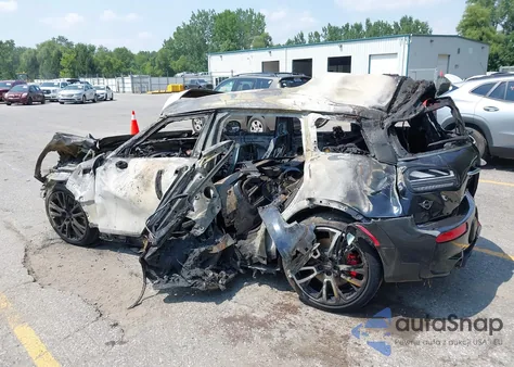 2021 Mini Clubman John Cooper Works z USA, uszkodzony, nr VIN WMWJZ9C06M2P32943